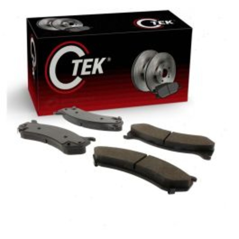 Centric CTEK Front Disc Brake Pad Set for 2002-2006 Cadillac Escalade