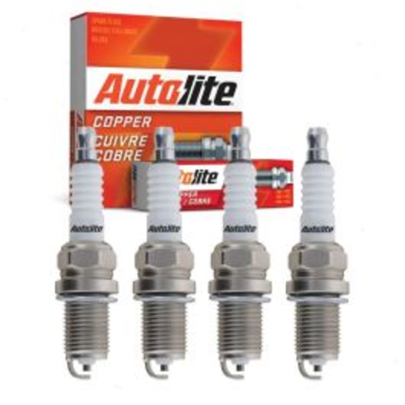 4 pc Autolite Copper Core Spark Plugs for 1992-1998 Suzuki Sidekick 1.6L 1.8L L4