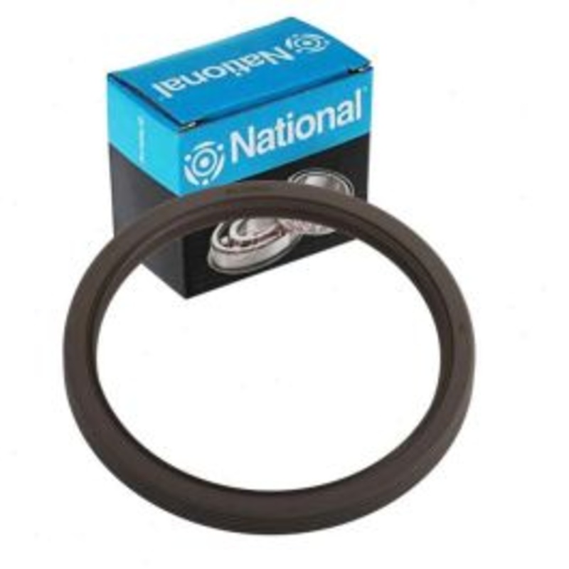 National Rear Engine Crankshaft Seal for 2004-2007 Ford Freestar