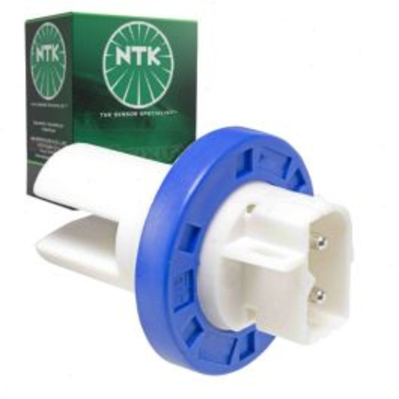NTK Vehicle Speed Sensor for 1994-1995 BMW 850CSi