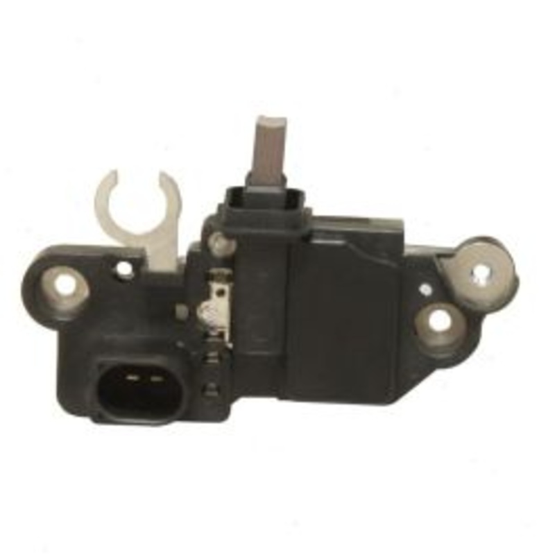 Hitachi Voltage Regulator for 2004-2007 Volkswagen Touareg 3.2L 3.6L V6