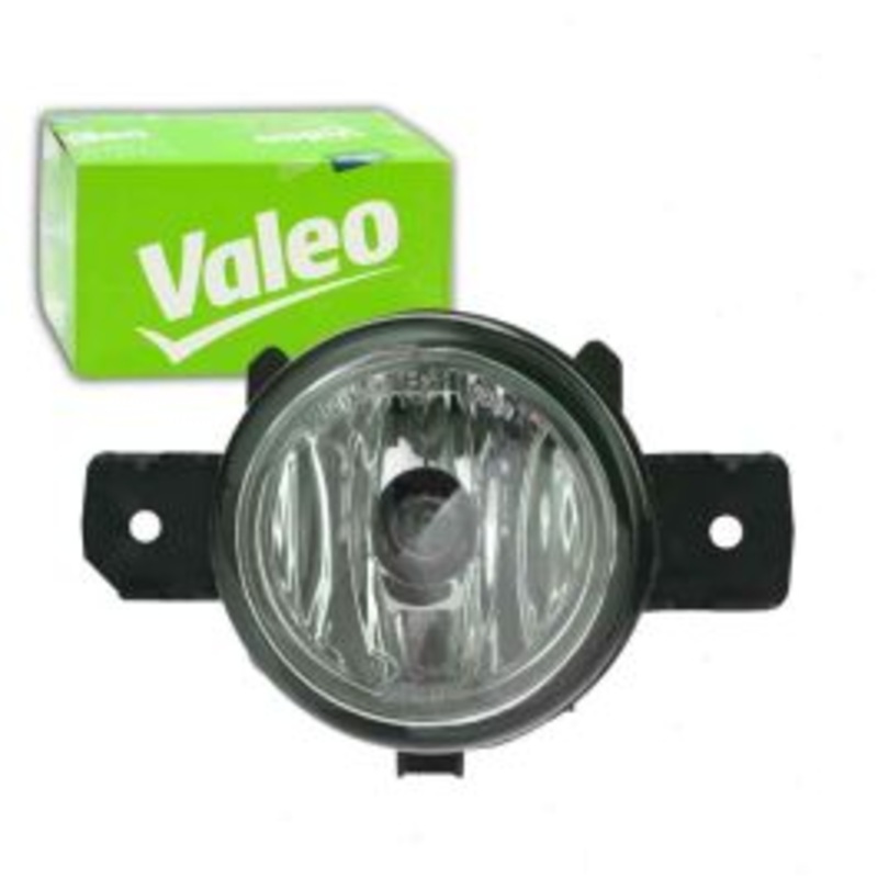 Valeo Front Right Fog Light for 2012-2017 Nissan Versa