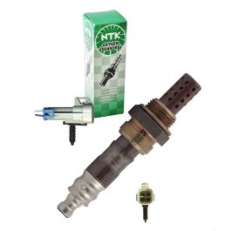 NGK NTK Upstream Right Oxygen (O2) Sensor for 2005 Chevrolet Trailblazer EXT 5.3L V8
