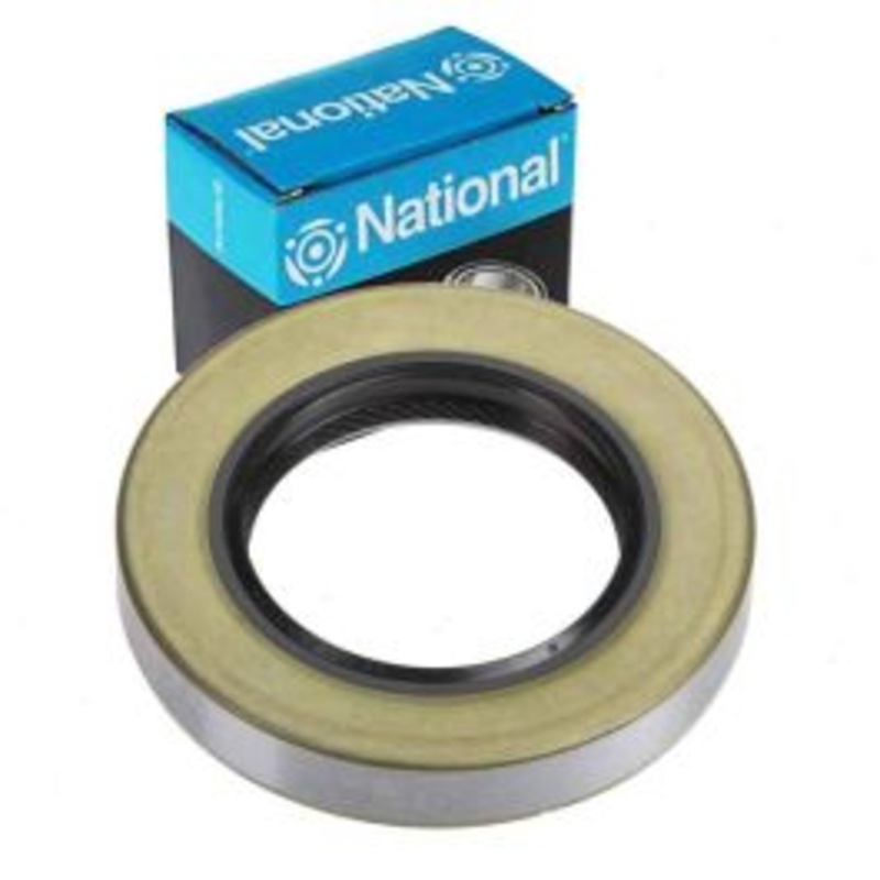 National Rear Outer Differential Pinion Seal for 1966-1970 Nissan 1600