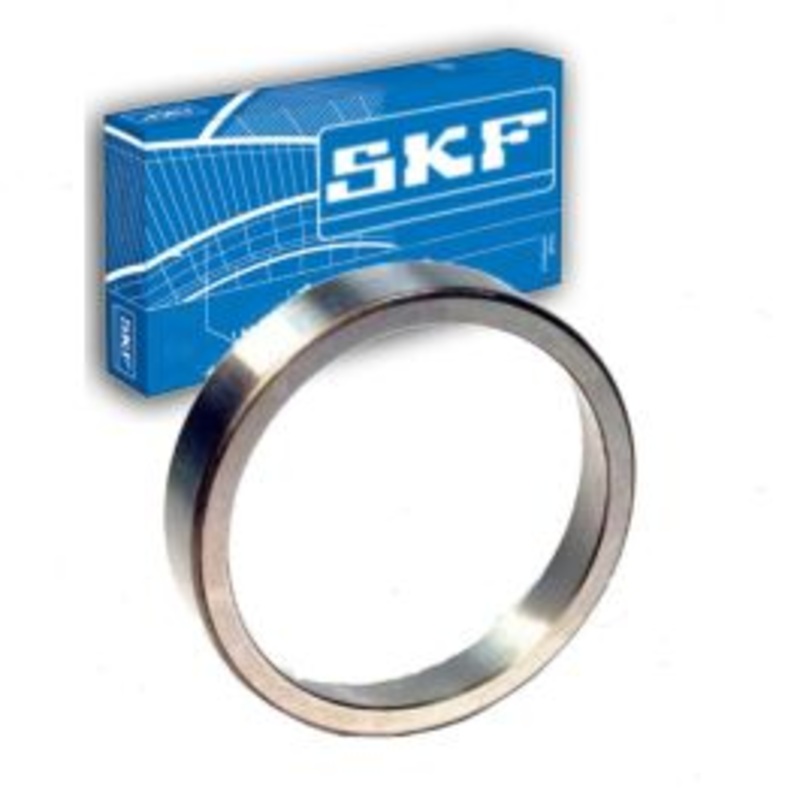 SKF Rear Wheel Bearing Race for 1965-1970 Jeep J-3700 5.3L V8